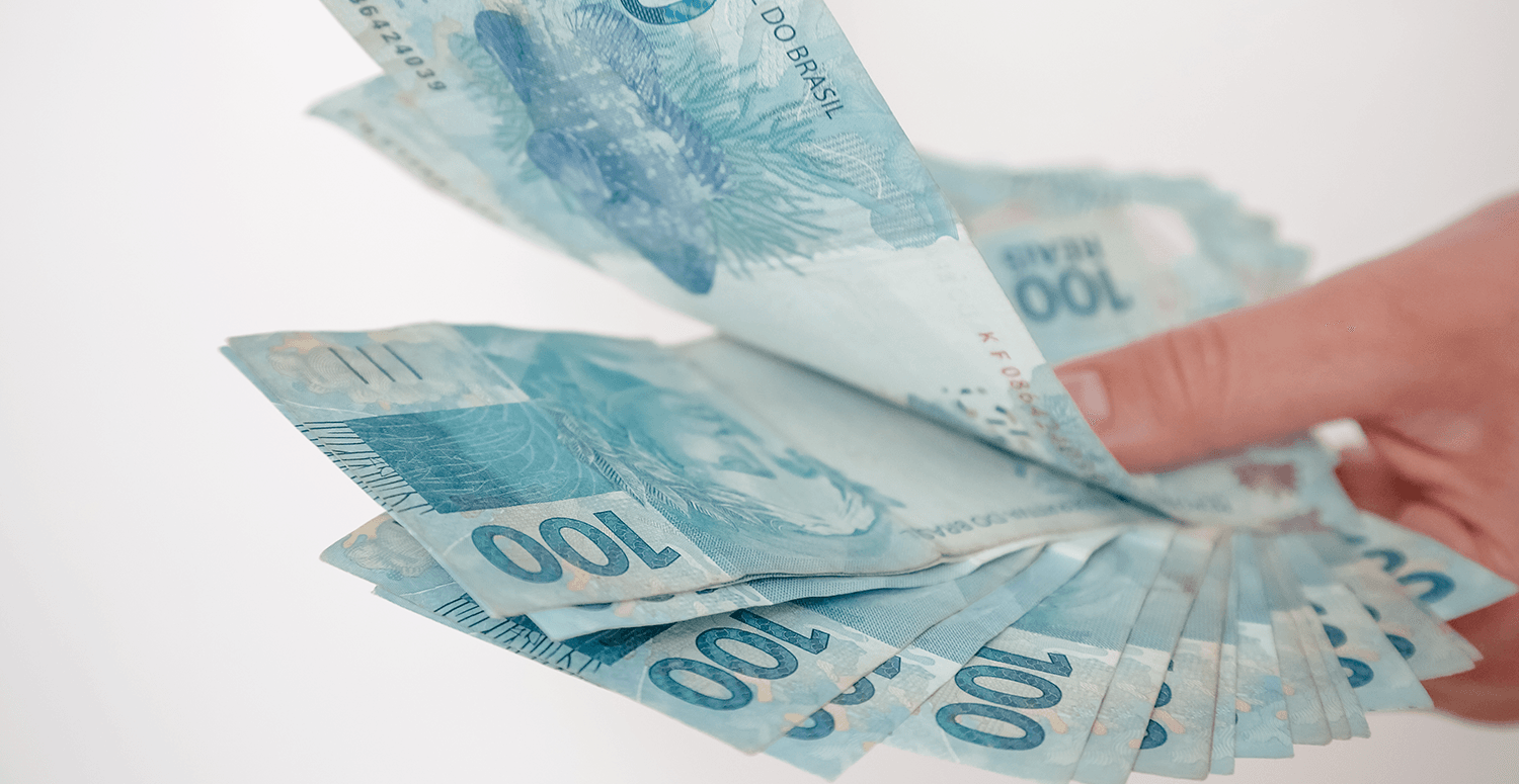 Governo alerta que 177 mil famílias devem devolver Auxílio Emergencial