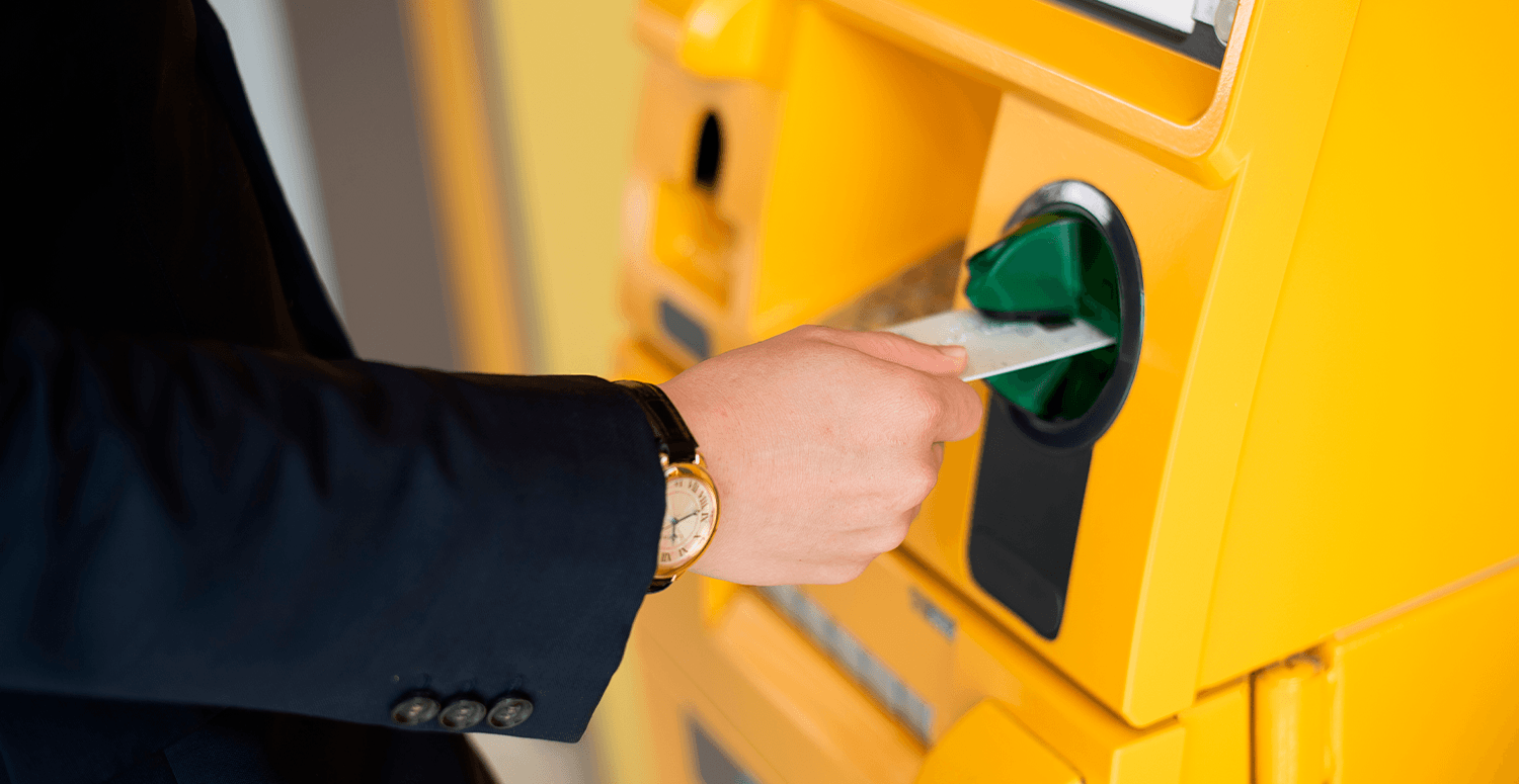 Regras do saque-aniversário mudam neste sábado (1º)